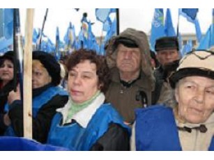 На вулицях Києва мітингують тисячі людей