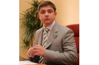Довгий не збирається йти у відставку