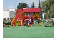 У Луцьку замість фонтану функціонує дитячий майданчик