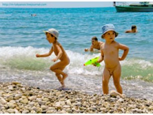 В Євпаторії море \
