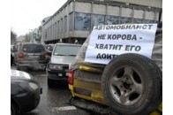 На думку Колесникова, власники «Мерсів» повинні платити більше, ніж господарі «Жигулів» 