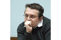 Побили Білого