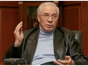 Азаров розповів, наскільки українцям буде весело з новими податками