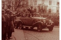 У Непалі відреставрують машину Гітлера