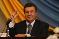 Янукович обіцяє скоротити дозвільну систему у понад 10 разів протягом трьох місяців