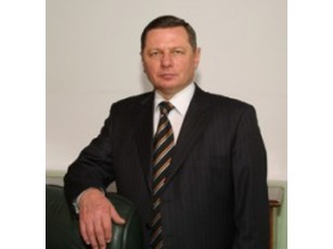 Микола Романюк та його 50 «друзів»