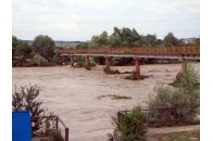 На Закарпатті евакуйовано понад 1200 людей через загрозу прориву дамби 