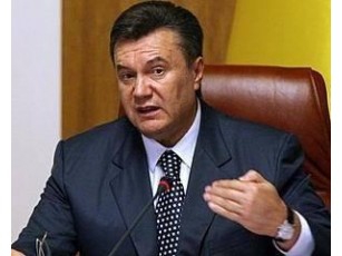 Янукович: держави-монстри мають бути щедрими