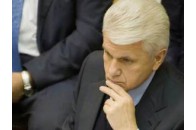 Рада відкрила засідання. Опозиція запалила свічки і залишила залу