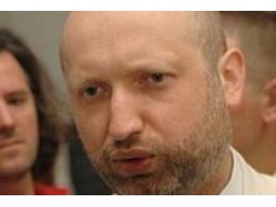 Турчинов підтвердив інформацію про скорочення штабу партії. 