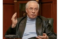 Азаров наказав знайти Черновецького. 