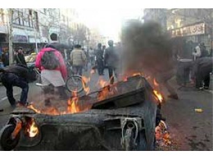 Син Муамара Каддафі заявив, що Лівія стоїть на порозі громадянської війни