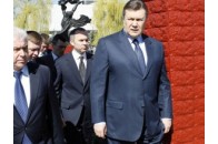Янукович, Медведєв і патріарх Кирило зустрілися в Чорнобилі