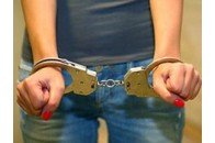 Луцькі дівчата грабують магазини