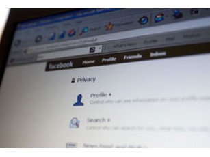Facebook платитиме гонорар за перегляд реклами