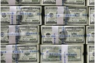 Золотовалютні резерви НБУ за місяць зменшилися майже на півмільярда доларів