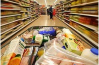 Українські покупці безсилі перед неякісними продуктами у супермаркетах