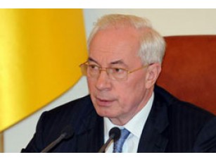 Азаров більше не боїться дефолту