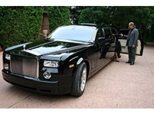 Rolls-Royce продав рекордну кількість автомобілів
