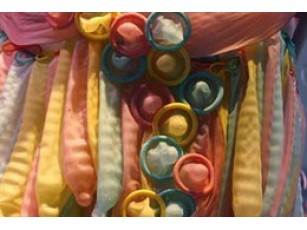 З українських аптек на два місяці зникнуть презервативи