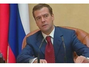 Медведєв запросив Януковича в Сочі