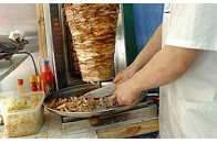 У Луцьку торгують небезпечною шаурмою