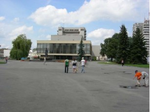 З вересня автомобілі зможуть їздити пішохідною зоною Луцька, але за гроші