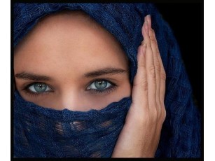 У Туреччині туристів змусять носити мусульманський одяг