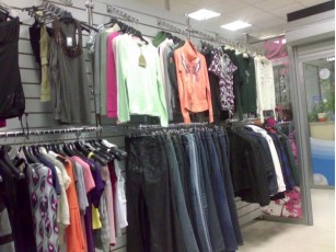 В Україні 60-70% одягу і взуття — контрабанда