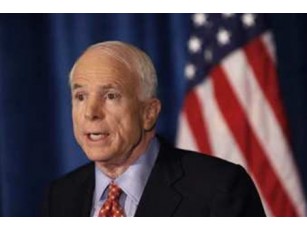 Сенатор США підбурює росіян до революції