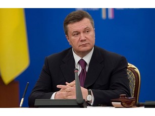 Янукович дозволив перукарям і швачкам працювати в житлових будинках