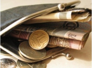 Реальна зарплата українців виросла за рік на 10%
