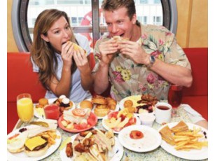 Дієтолог розповів, яку їжу можна їсти у фаст-фудах