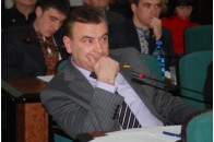 Іван Смоленг До Юрія Корольчука відношусь з дуже великою повагою