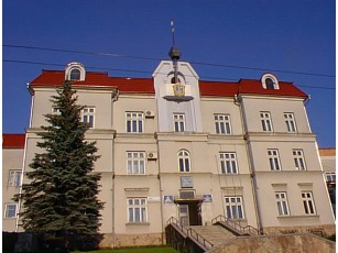Місцева влада декларує свою відкритість, але при цьому не радиться із громадою
