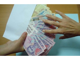 Середня зарплата на Волині менша за 2000 гривень