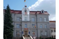 Депутати Луцької міської ради годину обговорюють питання про регламент 