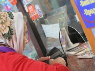 Життя пенсіонерів покращилось аж на 4 буханки хліба