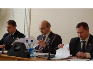Войтович поїхав у Київ радитись з Литвином як здати українську землю