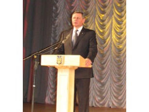 Мер Луцька привітав лучан з Днем місцевого самоврядування, якого майже не існує