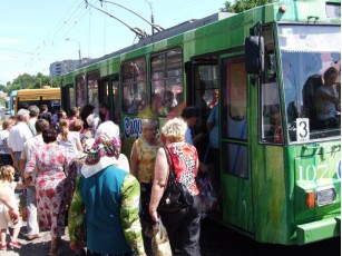У Рівному економитимуть на проїзних квитках і купуватимуть нові тролейбуси