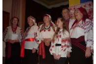 Андріївські вечорниці по Рівненські — вхід у вишиванках
