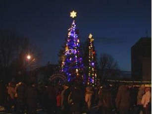 19 грудня у Луцьку засвітять головну новорічну ялинку