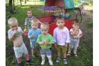 В Україні не всиновлюють дітей через назви дитячих будинків