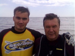 У держбюджеті-2012 приховали видатки на закордонні поїздки влади