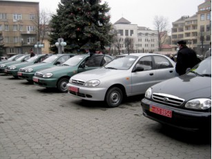 Обласна влада «нашкребла» грошей тільки на 2 автомобілі інвалідам війни