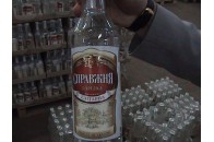 Ковельчанка підробленою горілкою отруїла двох чоловіків