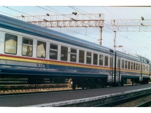 Більшість потягів між Україною та Польщею під час «Євро-2012» курсуватимуть і через Волинь