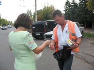 Майже усі парковки в Україні стали безкоштовними