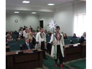 Першими посівати в міськраду прийшли студенти луцької «політехніки»